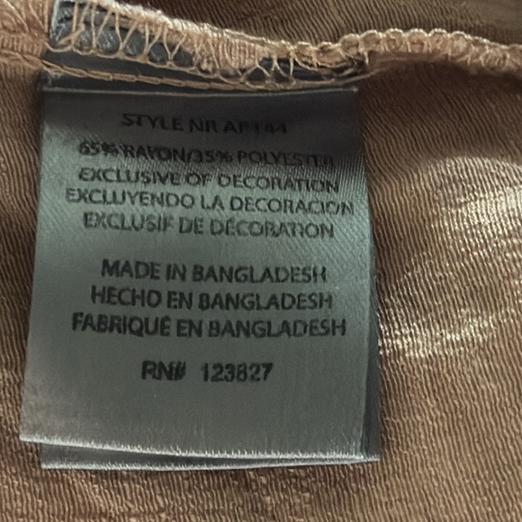 Alex & Parker blush tan gold stars split ruffle collar ties 3/4 sleeves top Sz M - Picture 7 of 8